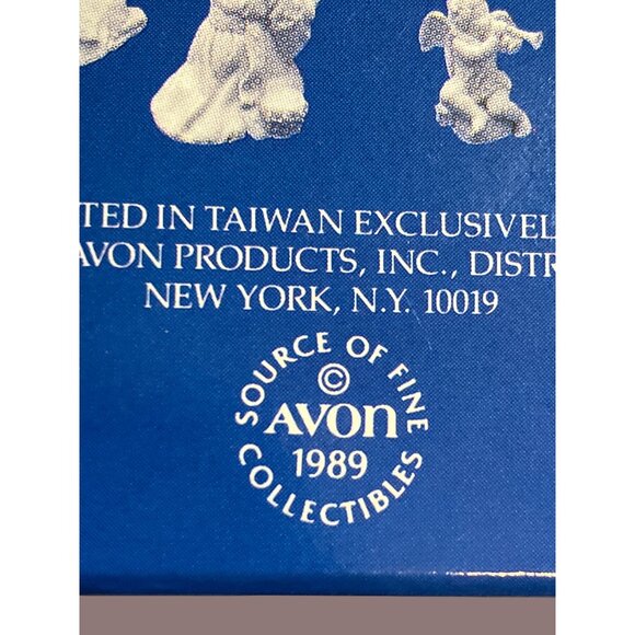 Avon Nativity Collectibles The Cherub Porcelain Figurine - Picture 12 of 13